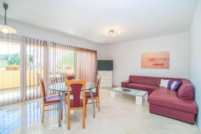 Отель Apartment UNA 2  Пула